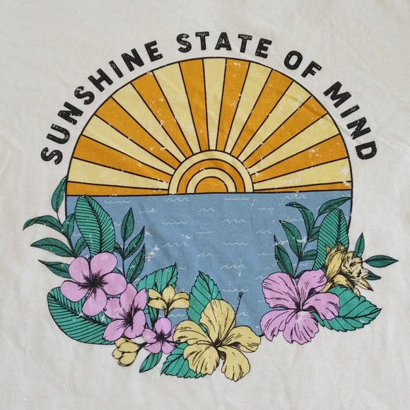 Vibe N' "Sunshine☀️ State🇺🇸 of Mind🙇" Tee - Picture 3 of 12